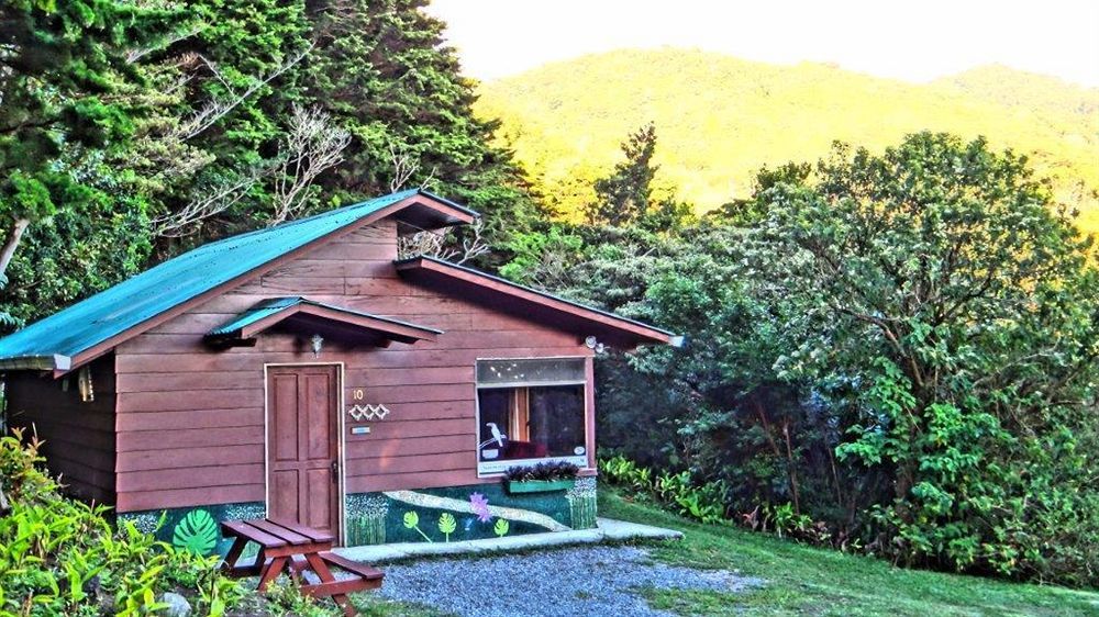 Los Pinos Cabins & Reserve Monteverde ภายนอก รูปภาพ